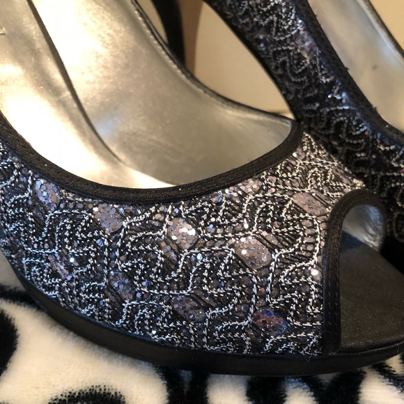 ❤️ STUNNING Caparros Sequined Stilettos size 10 💝 - Picture 3 of 4